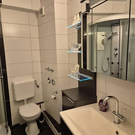 Strandnah An Der Förde 25 *